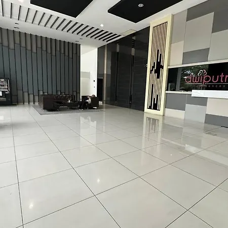 Casa Budi Dwiputra 15 Putrajaya Exterior photo